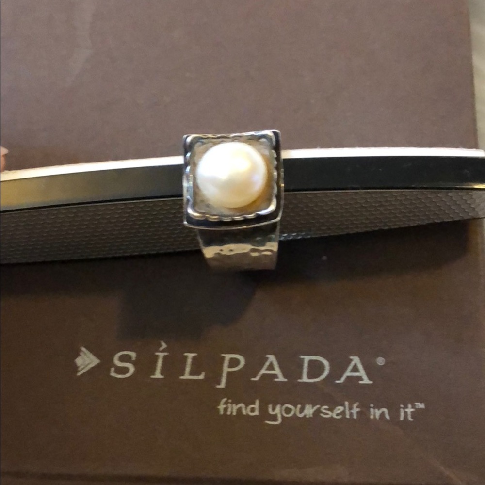 Silpada Freshwater Pearl ring -retired